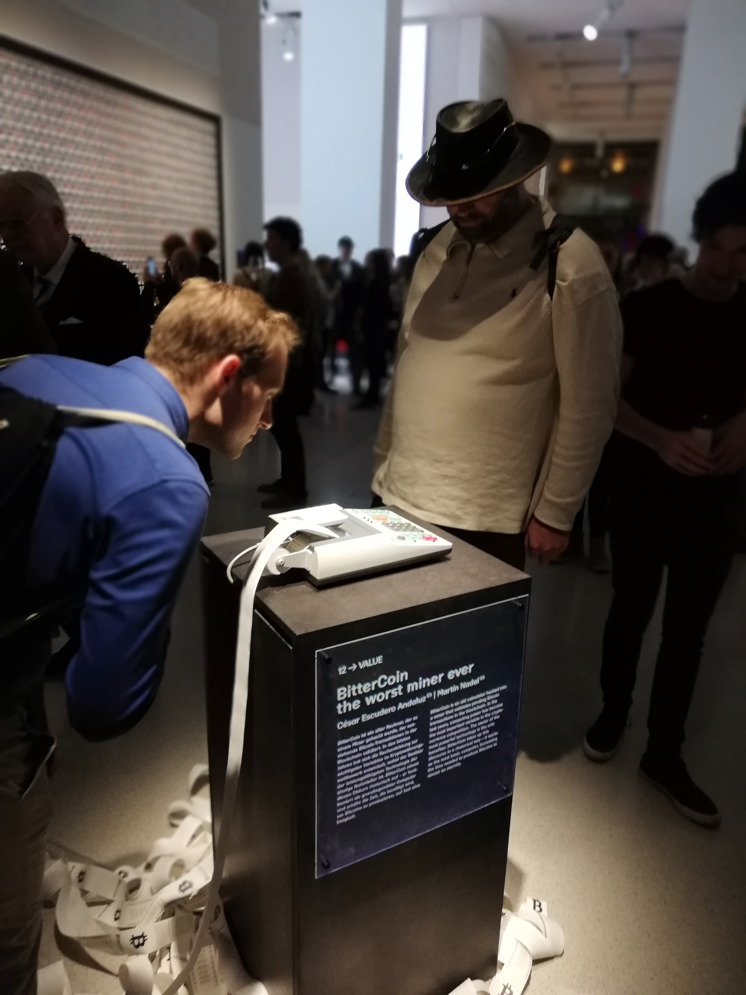 BITTERCOIN, the worst miner ever. – Space focused on technology, new media  and artistic research.